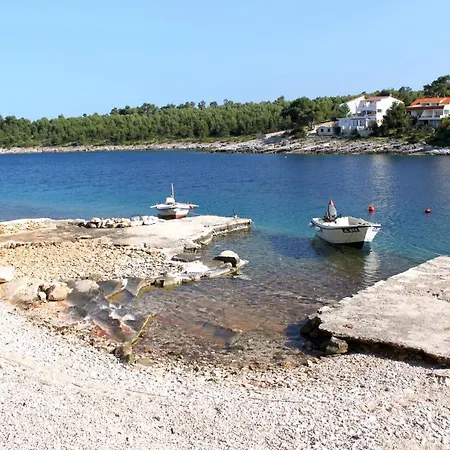 Apartment By The Sea Basina, Hvar - 5700 Vrboska
